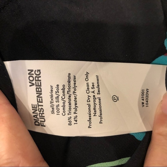 Diane Von Fustenberg Silk Side Ruffle Floral Sheath Dress 4 - Picture 6 of 8